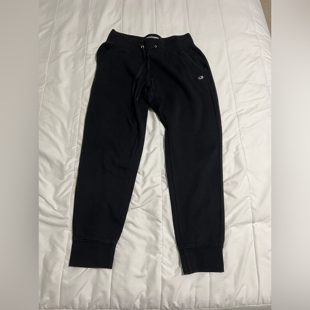 Champions sweatpants size small